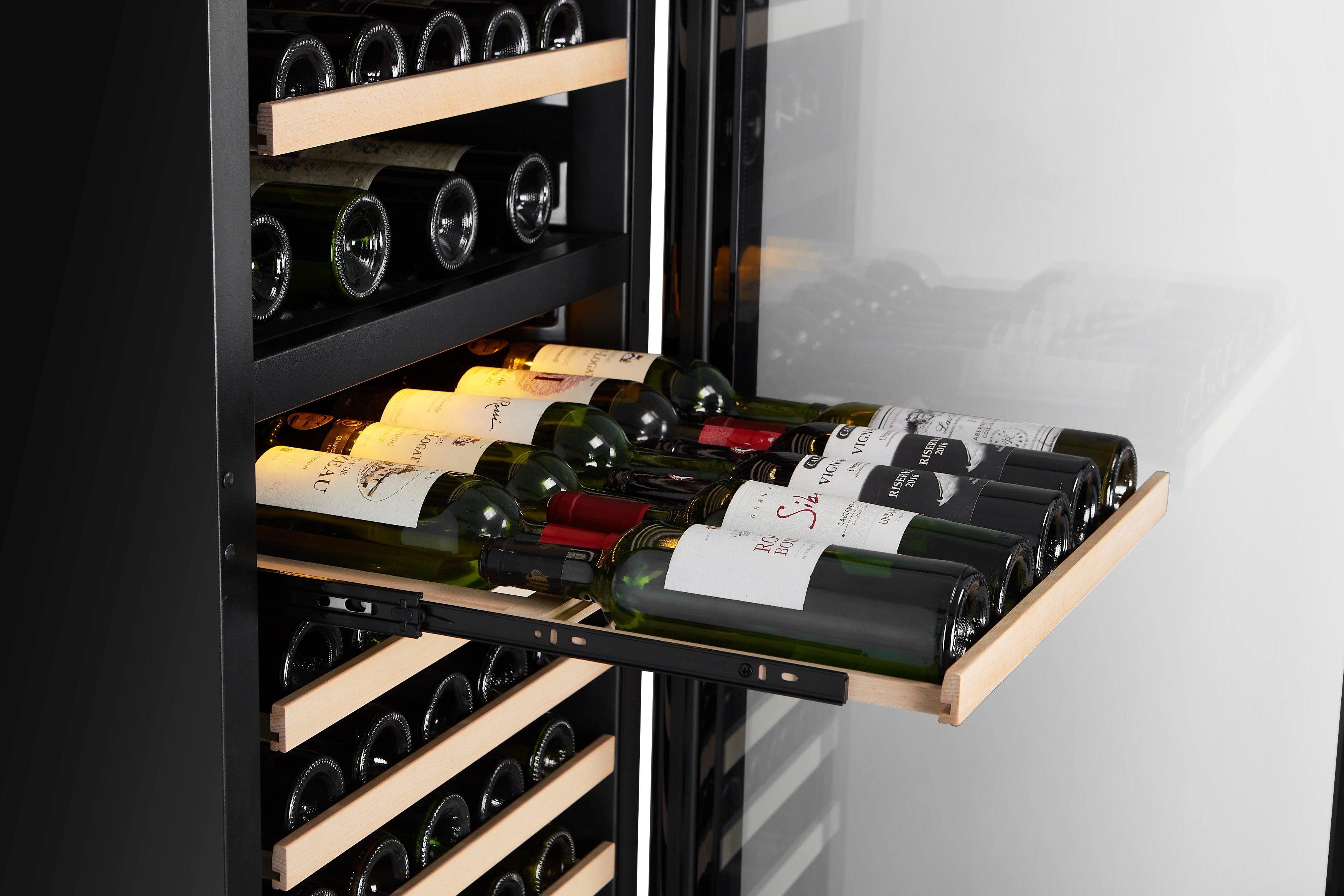Vantaggio Wine Cellars V164 Dual Zone Wine Cabinet Doppio