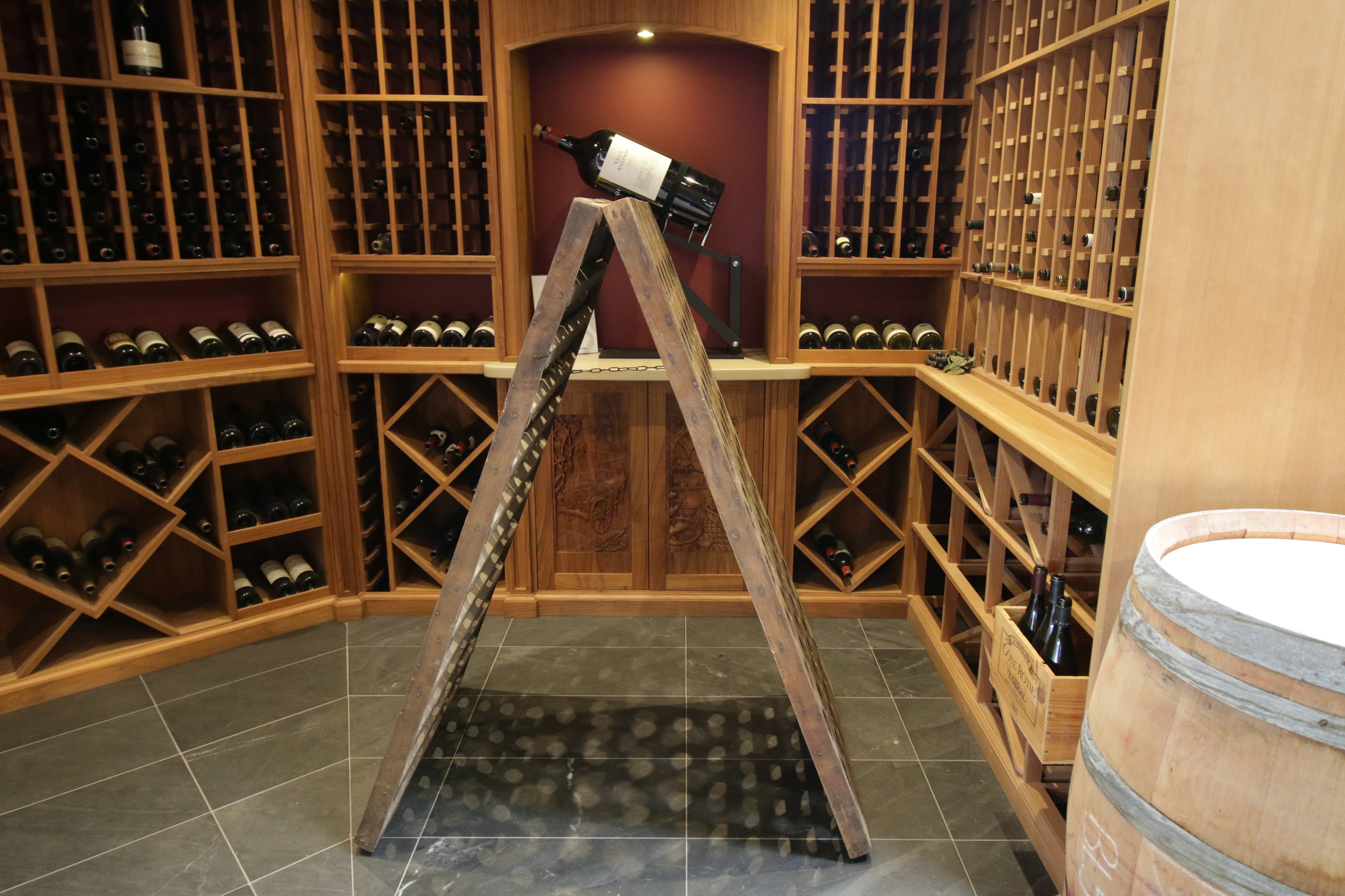 Rosehill Wine Cellars Inc. Vintage Patina French Champagne & Wine Riddling Rack (120 Bottles)