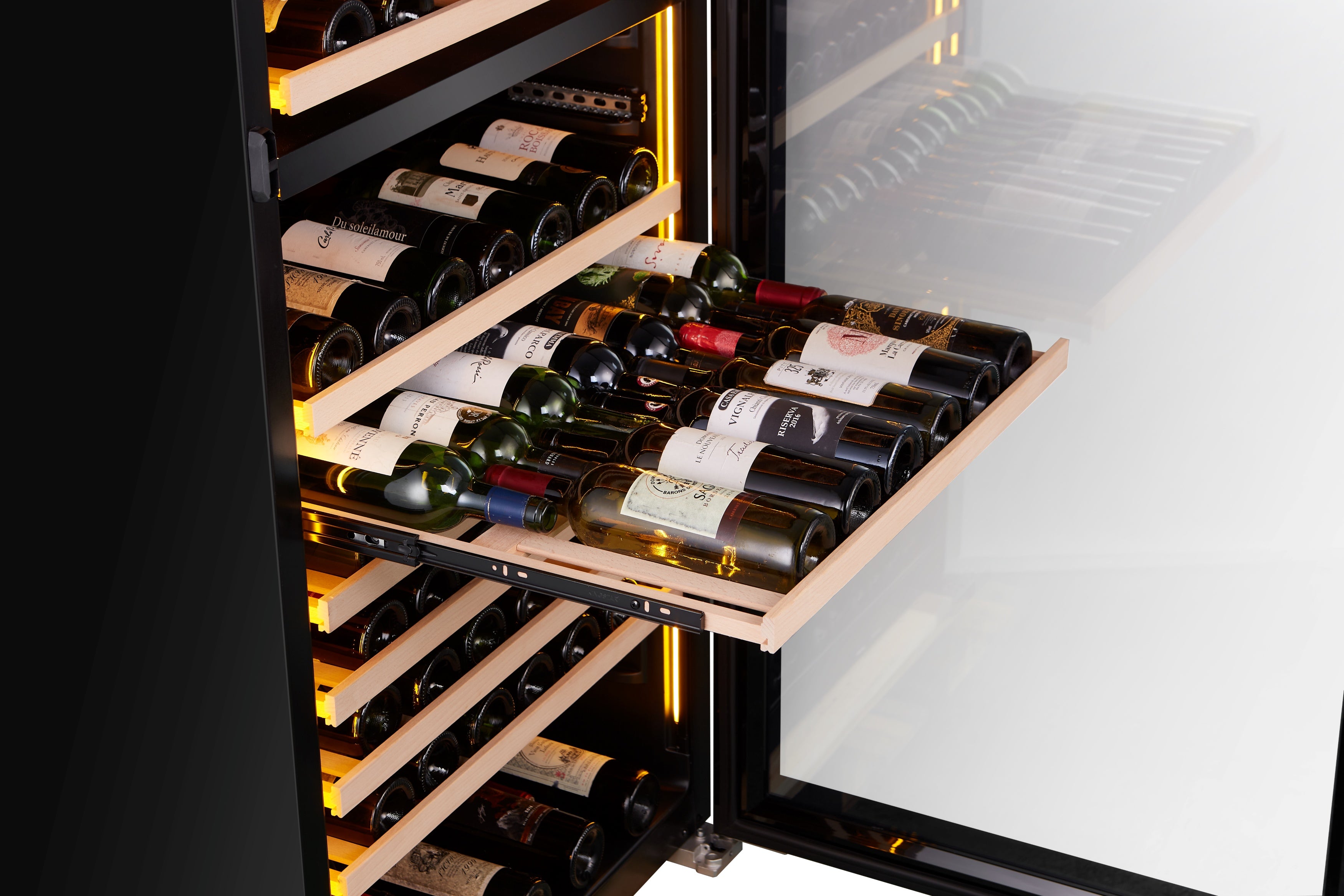 Vantaggio Wine Cellars Vantaggio V300 Dual Zone Wine Cabinet