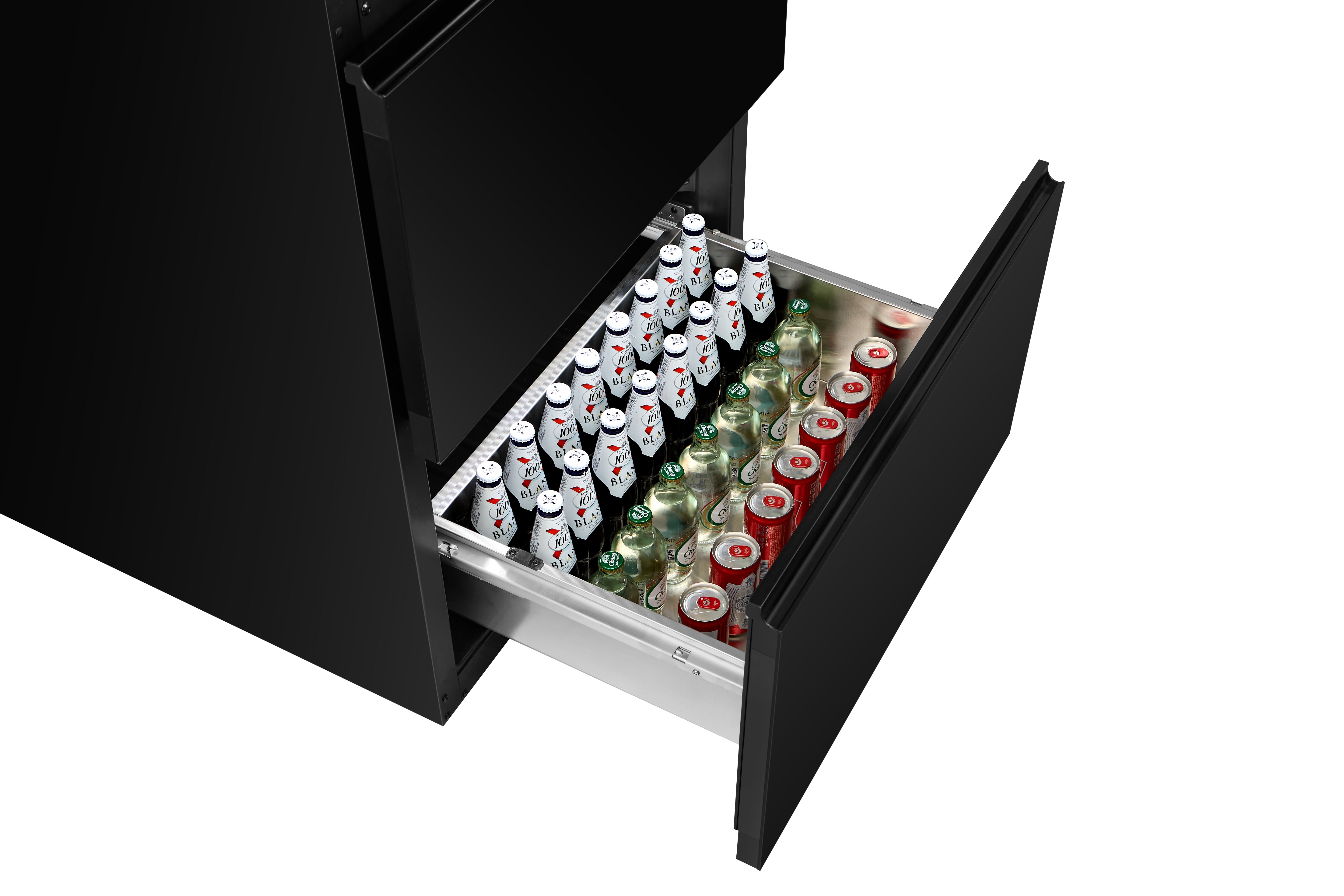 Vantaggio Wine Cellars Vantaggio V300 Beverage Center – Dual Zone