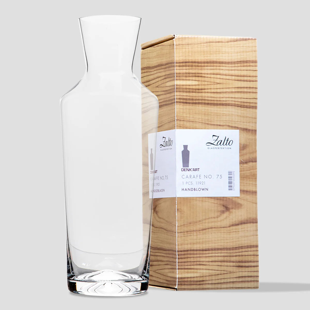 Decanter No. 75 + 4 Universal Wine Glass Set