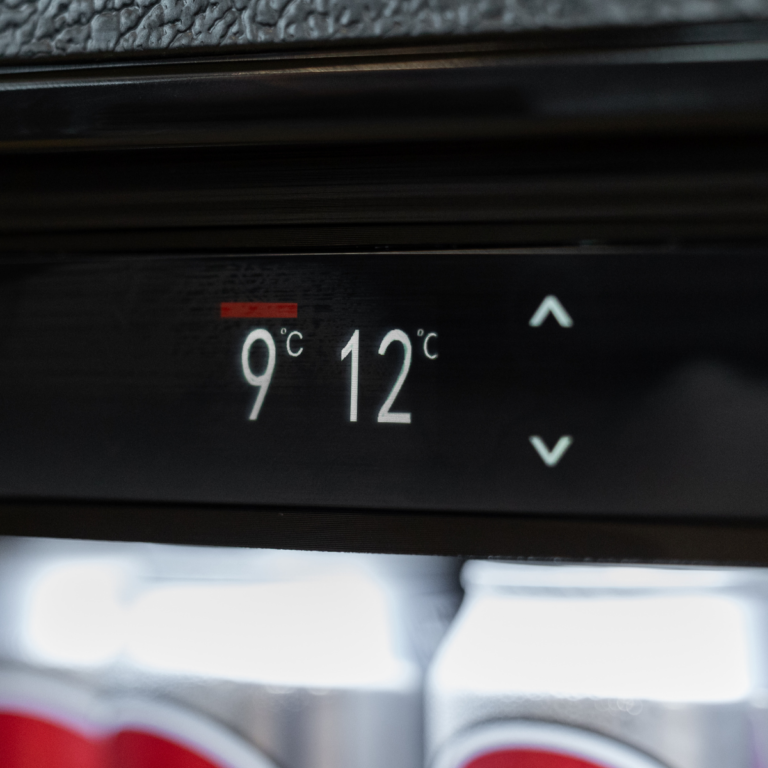 S4-125SS/PANR : refroidisseur de boissons à zone unique de 24" - fabriqué au Canada